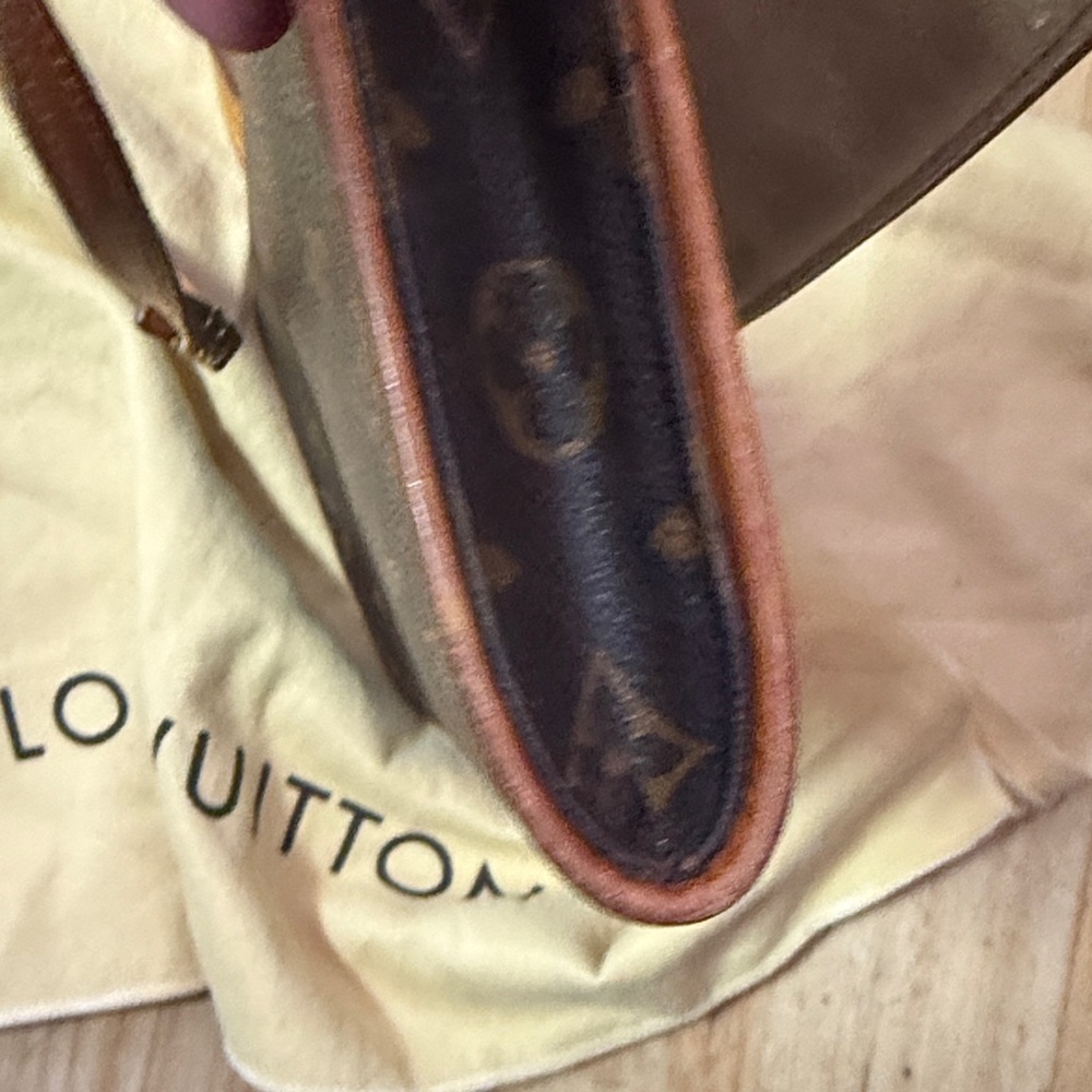 Louis Vuitton Dark Brown Monogram crossbody preloved - Picture 7 of 16
